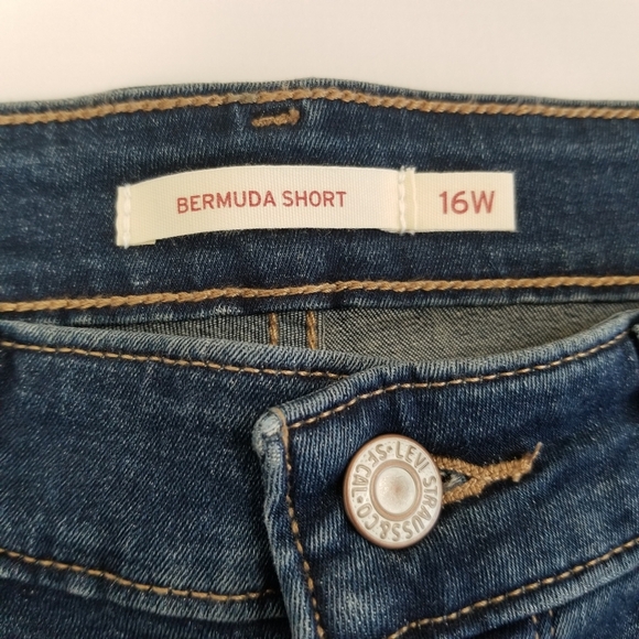 Levi's Denim Bermuda Shorts 16W - Picture 3 of 3